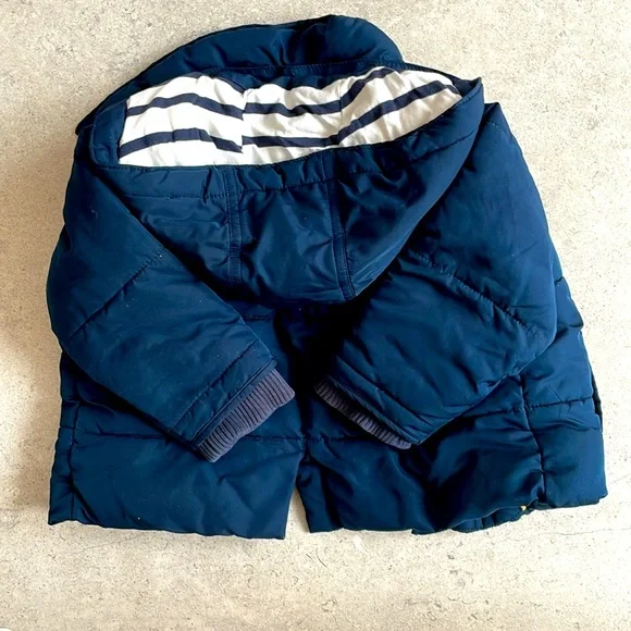 • Spring Vest Gap (18-24M) - Picture 3 of 4